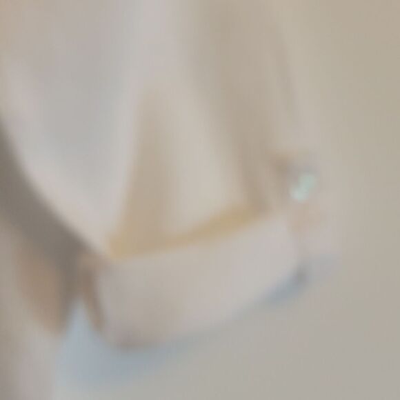 Cynthia Rowley Linen White V Neck Shirt Size S. Rolled Sleeves - Picture 7 of 7
